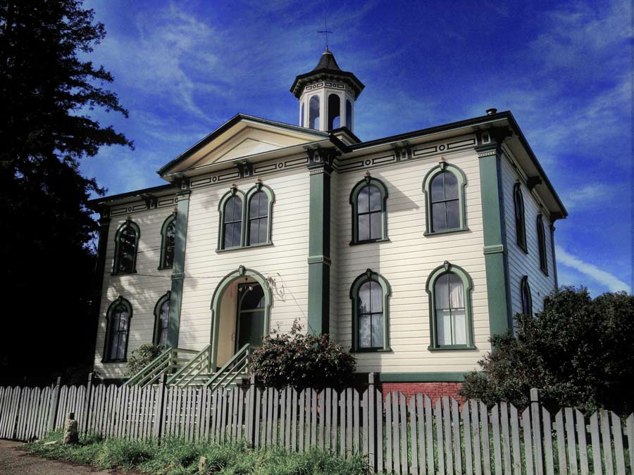 The Potter schoolhouse from the Birds