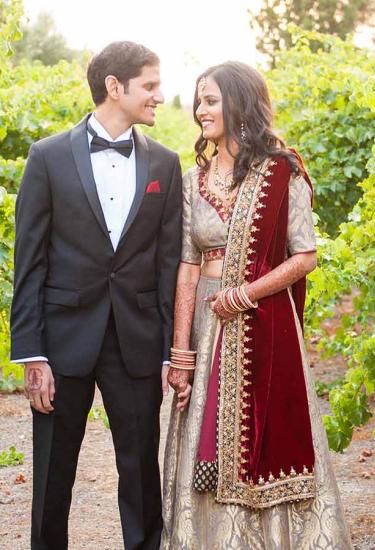 wedding couple in Sonoma vineyards